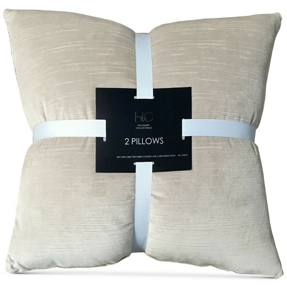 Hallmart Collectibles (HMC) Velvet 20" Soft Pair of Decorative Pillows - Beige - Picture 2 of 4
